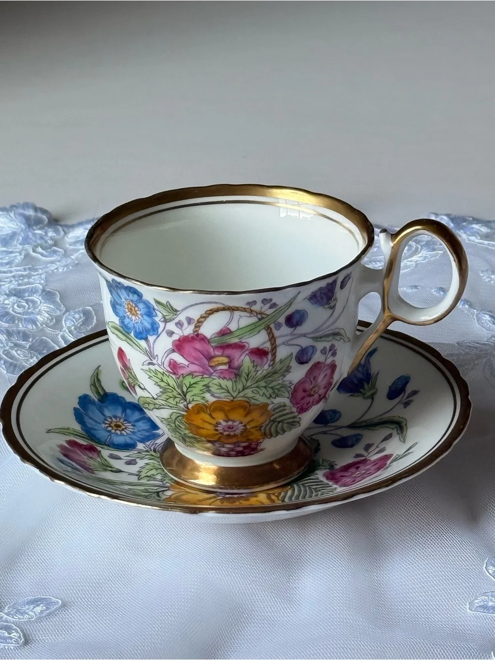 Vintage Elizabeth Delphine Bone China England